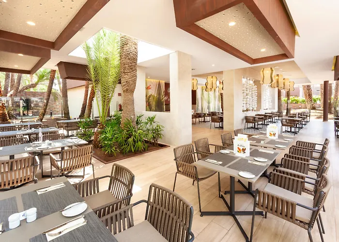 Hotel Riu Palace Oasis Maspalomas 